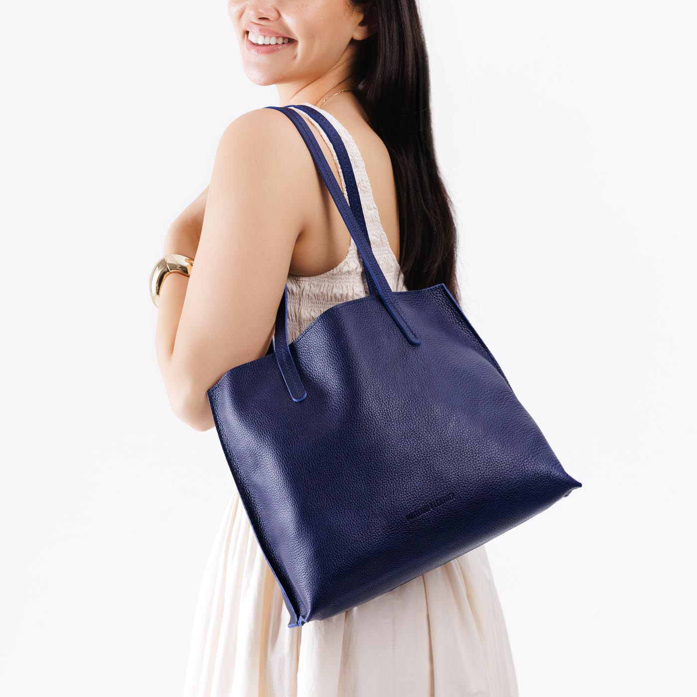 August Tote - Image 21